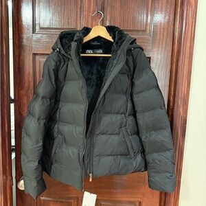 Zara Women's Dark Puffer Coat